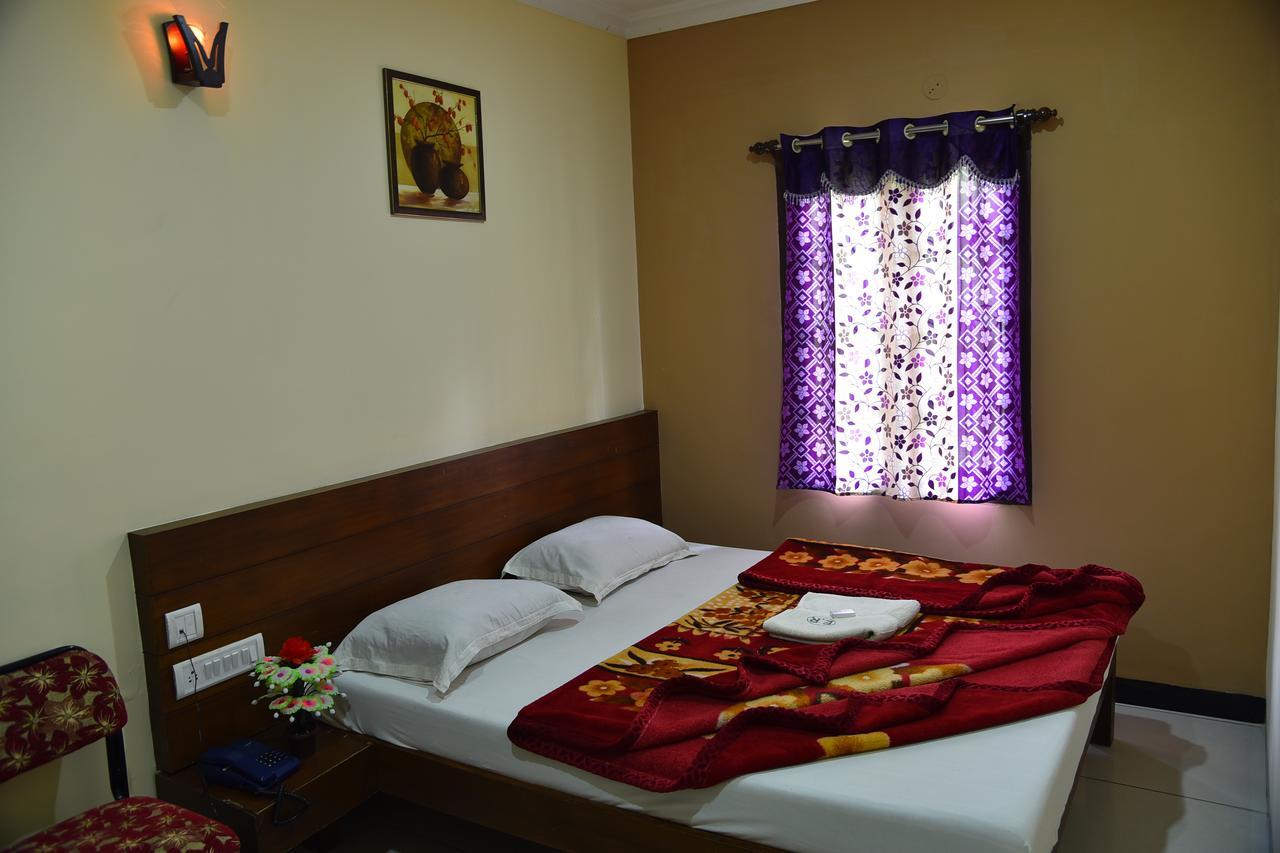 Ezhil Residency Hotel Kodaikanal Kültér fotó
