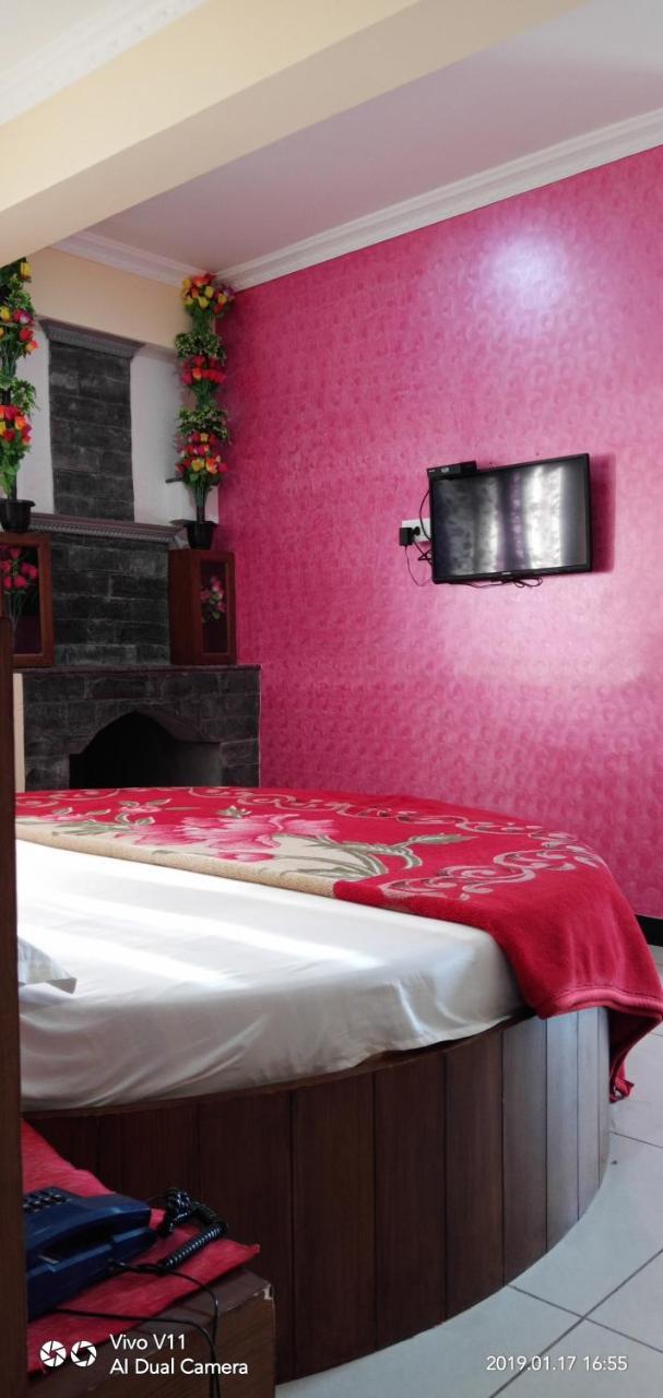 Ezhil Residency Hotel Kodaikanal Kültér fotó